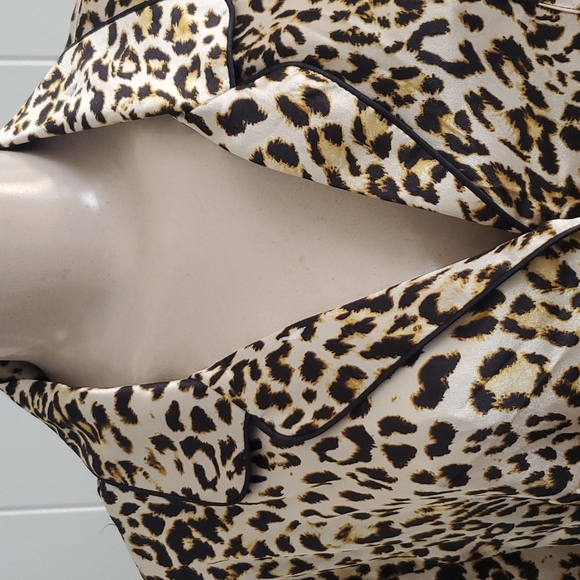 INC International Concepts Intimates Cheetah 🐆 Pajama Night ware - Picture 8 of 14